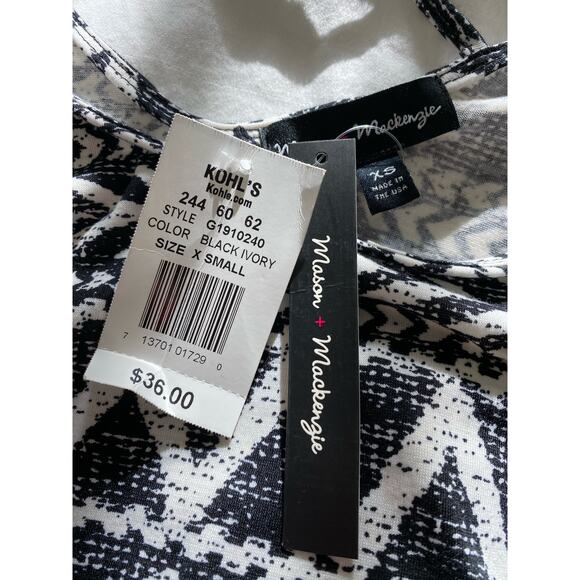 Mason & Mackenzie Black Women’s Top - Picture 4 of 7